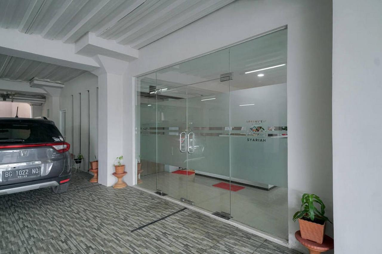 Hotel Urbanview Bari Syariah By Reddoorz 3*